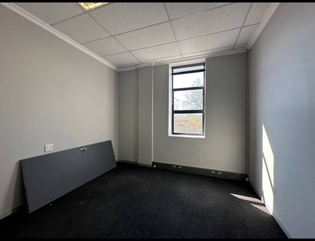 253.90M² OFFICE TO LET IN ECO PARK ESTATE